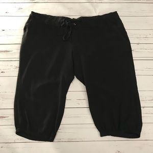 🌻 Torrid Gaucho Style Pants